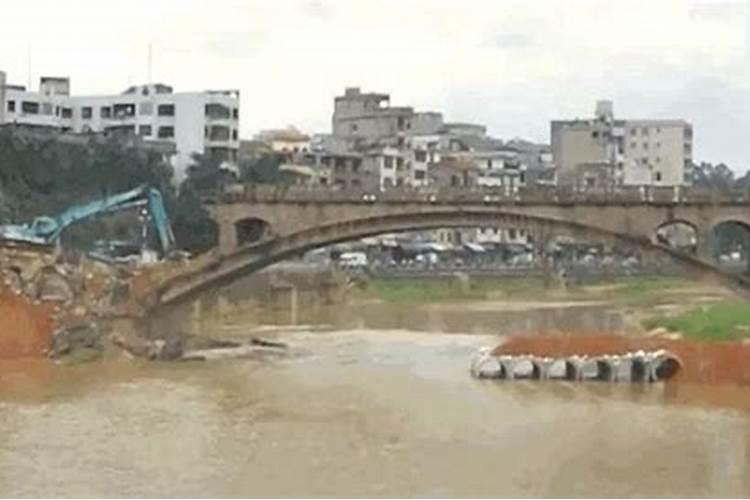 ...信宜风水师学习过乾圣水？讲讲看乾圣风水就竞好不好呢？谢谢赐教...