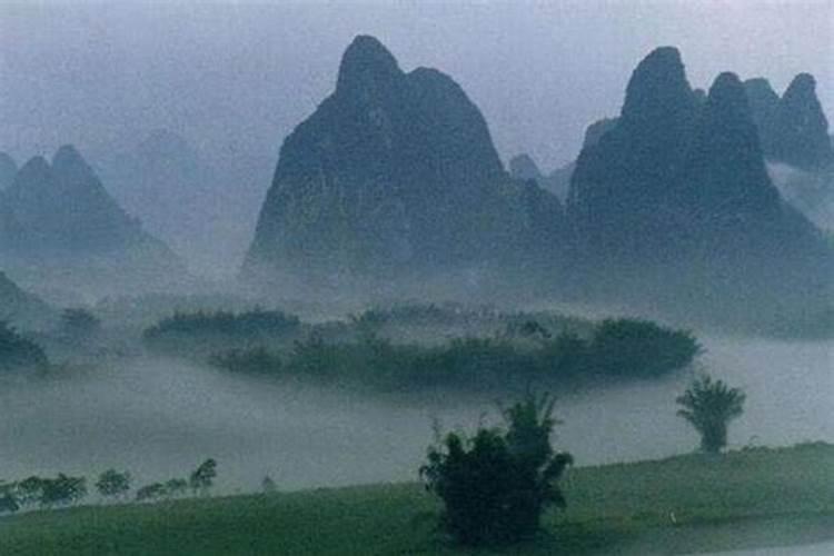 我块地四面环山准备建别墅阳宅风水