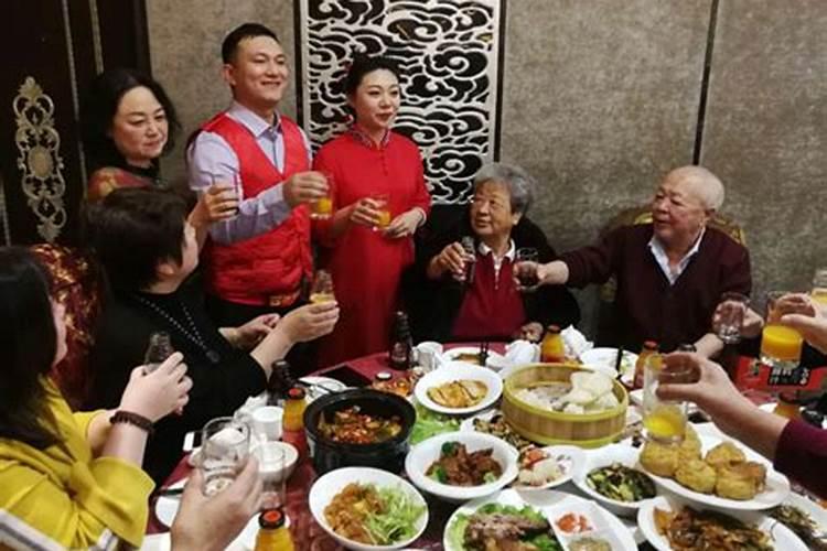 信徒如何参拜妈祖 风水大师许少锋分析