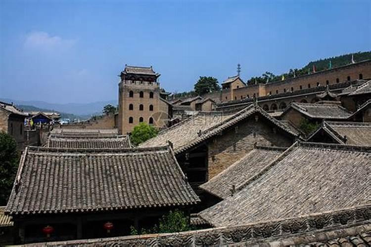 康熙时代最有名气的几个汉臣是？