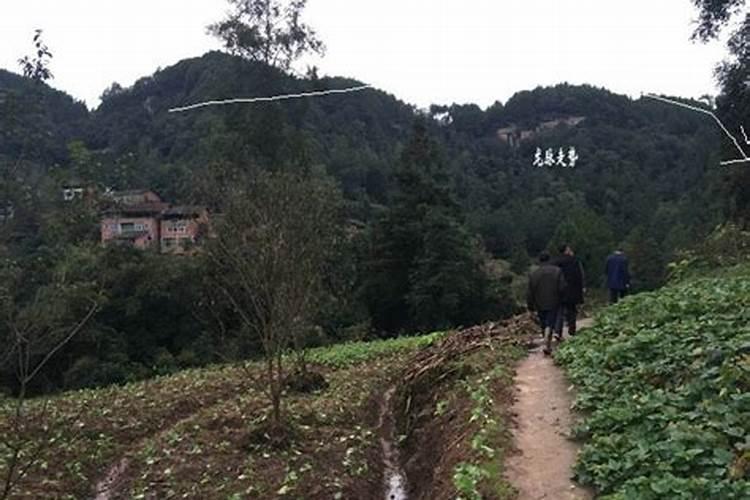 有古墓的小区风水好吗 如何化解在墓地上建房风水问题？