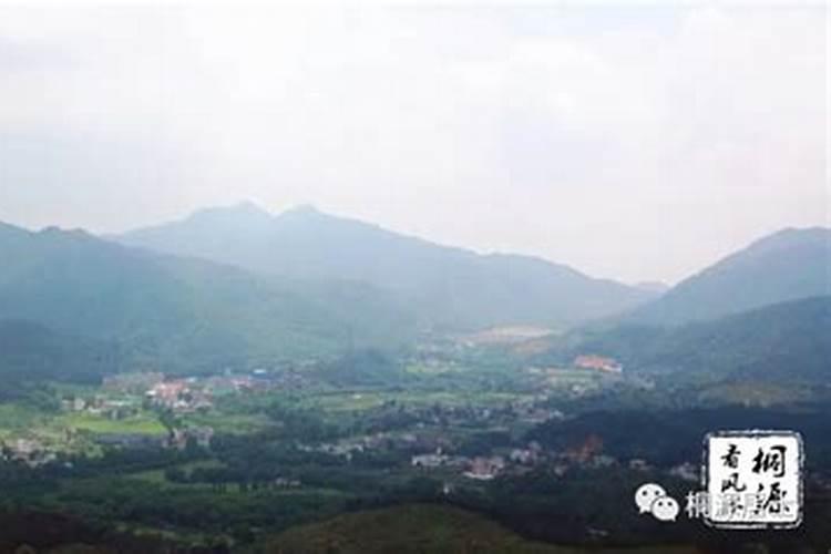 详解名人墓地风水讲究