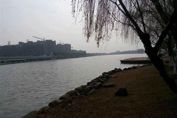 风水什么材质的摆件好