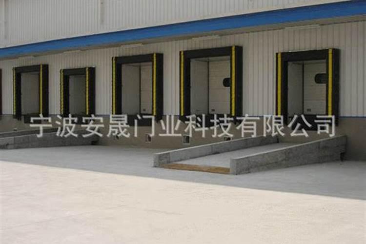 客厅养什么绿植最好旺财;适合放客厅的大盆绿植