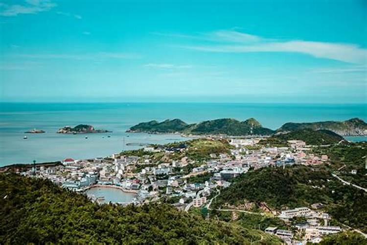 盆景发财树摆放在客厅哪里最旺 盆景发财树摆放在客厅什么位置最旺百度...