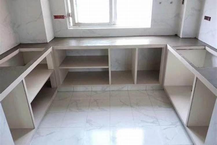 建造房子后墙上留窗户有什么讲究吗？