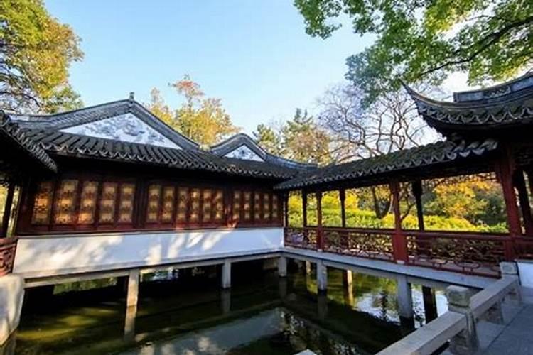 租房子住的老人病故在出租房是否需要赔偿房主？