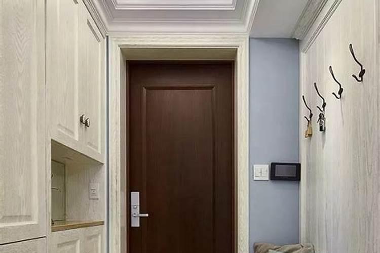 家里的鞋柜有点大了.稍微有点挡住入户门,这在风水上有影响吗？