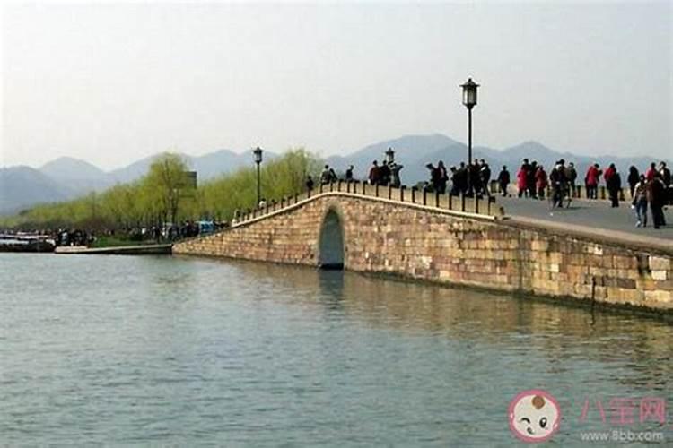 西湖风水怎么样