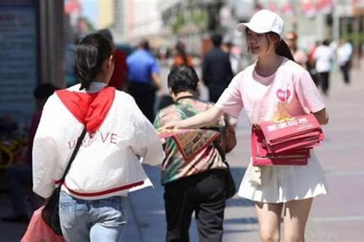 ...既不给车主带来不必要的麻烦,又能让车主看到卡片