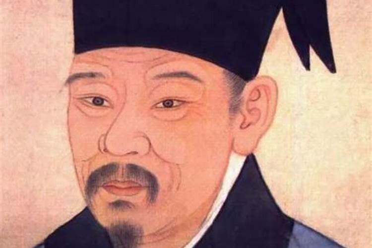梦见在路上碰到癫子,他还拿东西打我是好是坏？