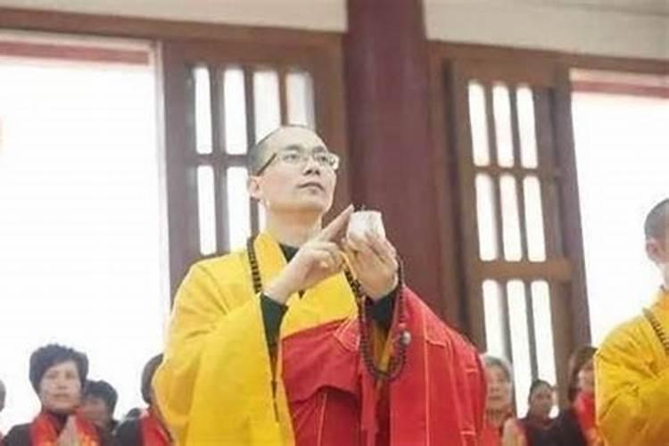 请问出家的僧人给人算命看风水,如法吗？