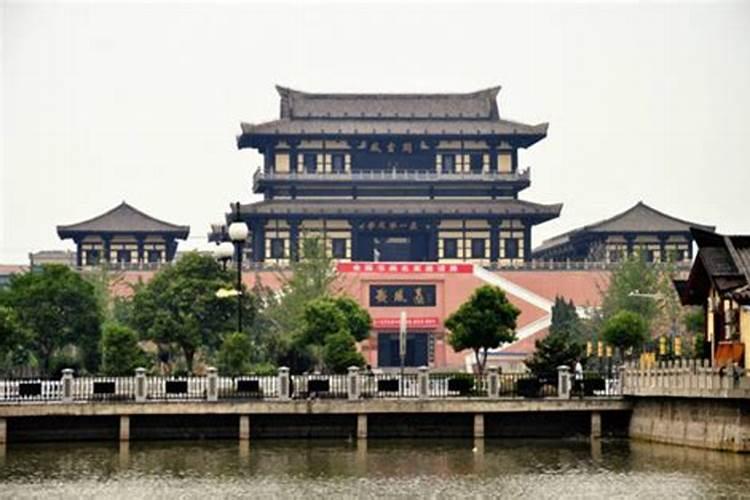老是招小人怎么化解