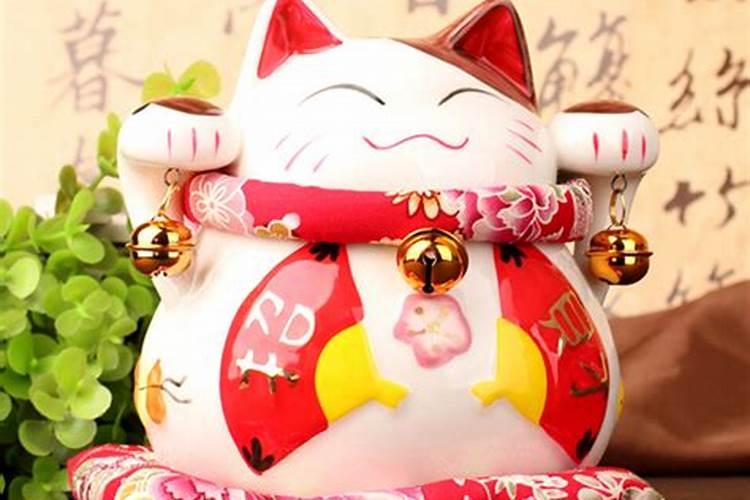 招财猫真的招财吗 招财猫摆件摆家里吉利吗