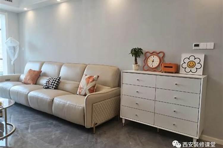 沙发旁边摆什么最旺财风水