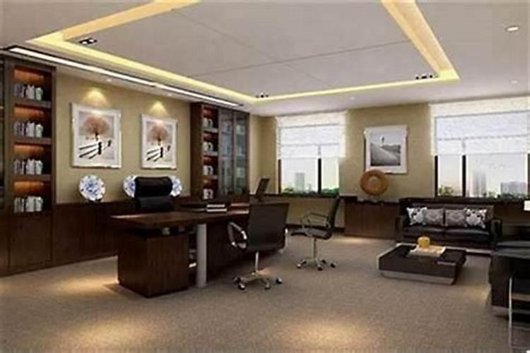 客厅装什么样的展示柜好？
