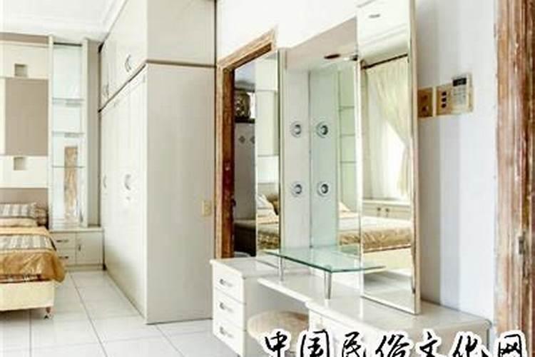 门口放头发有什么讲究