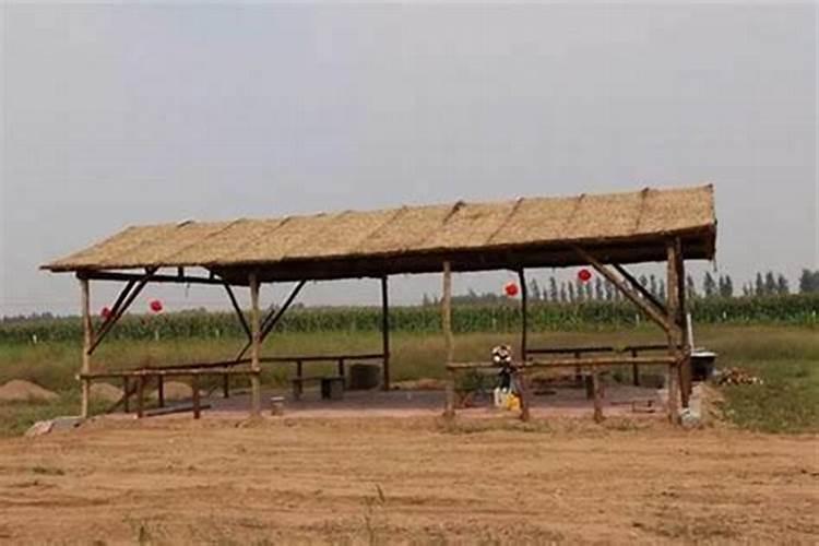 自建房大门前盖五米宽十米雨棚好不好风水有什么说