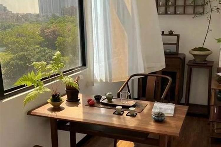 茶桌旁边摆件摆什么好
