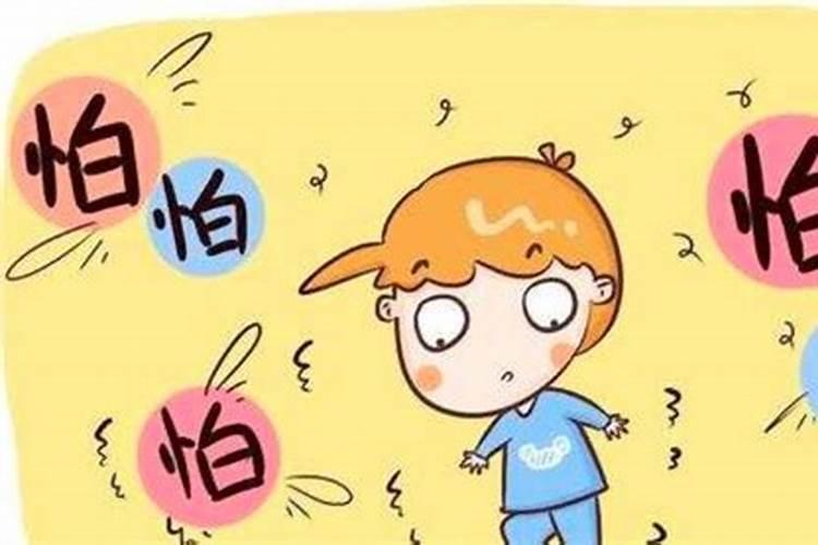 家里人心脏不好,胆子小,容易被吓到。帮忙看看家里的风水,应该挂什么物 ...