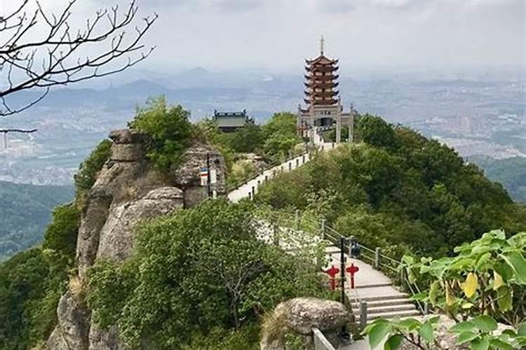 南玄关墙挂什么画最旺