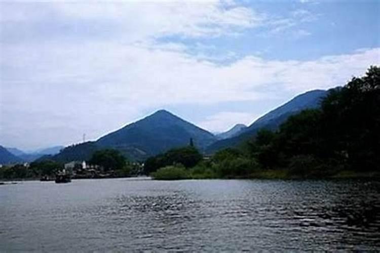 施耐庵与吴承恩