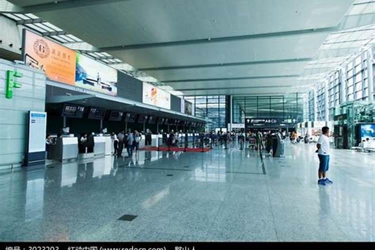 外滩周围老建筑的历史背景是什么？上海地标建筑？