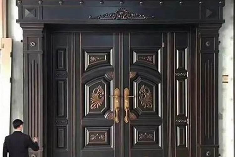 农村自建房大门选什么材质好,应注意哪些风水问题