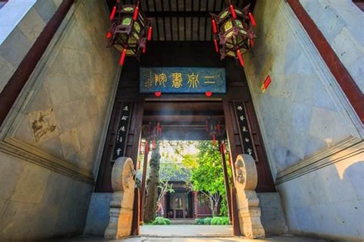 尊敬的邵先生,您好!请帮忙批一下八字:壬子 辛亥 己酉 己巳。另外,有行...