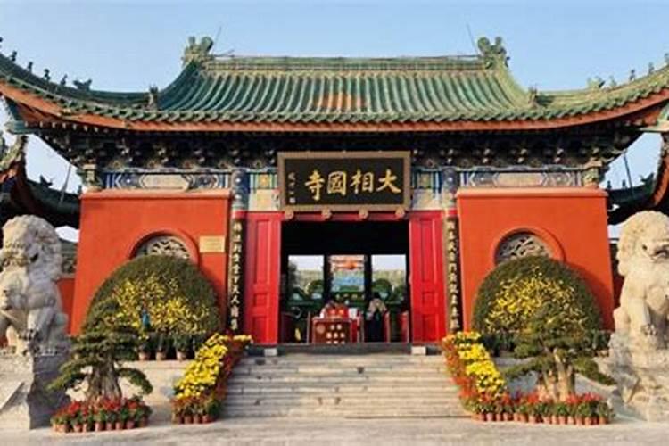墓地风水相关知识。怎样的墓地有好风水。