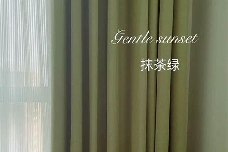 豆绿色搭配什么颜色好看