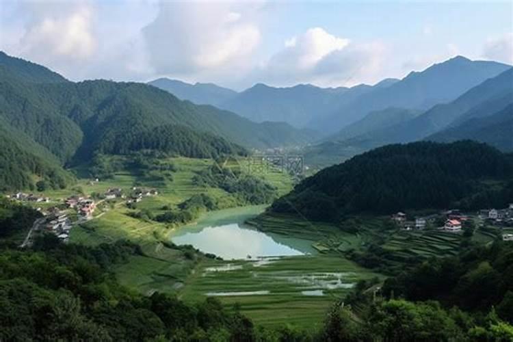 客厅窗外远看山坟墓风水怎么样