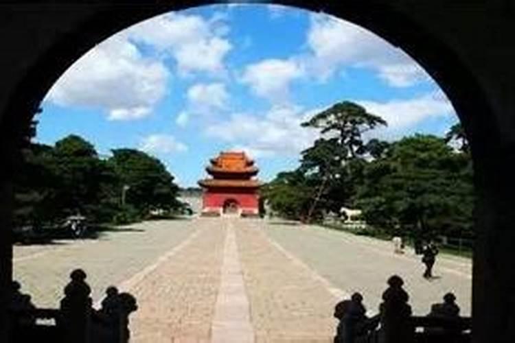 赞美沈阳北陵公园的诗句