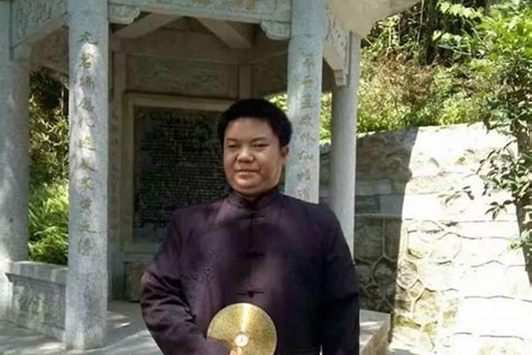 进门放什么最辟邪吉利