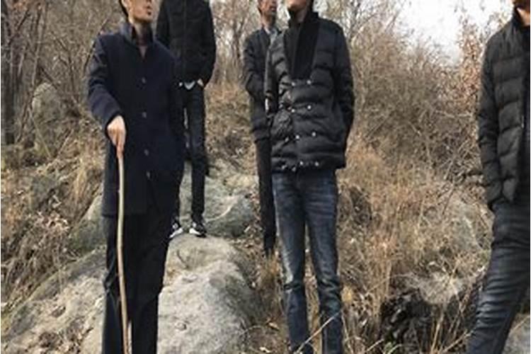 动工之后重新挖地基还选吉日吗？