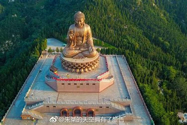 办公桌上放鱼缸风水的讲究
