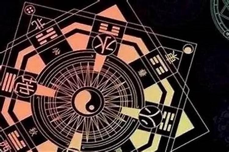 入户门对着客厅,用什么隔断比较好
