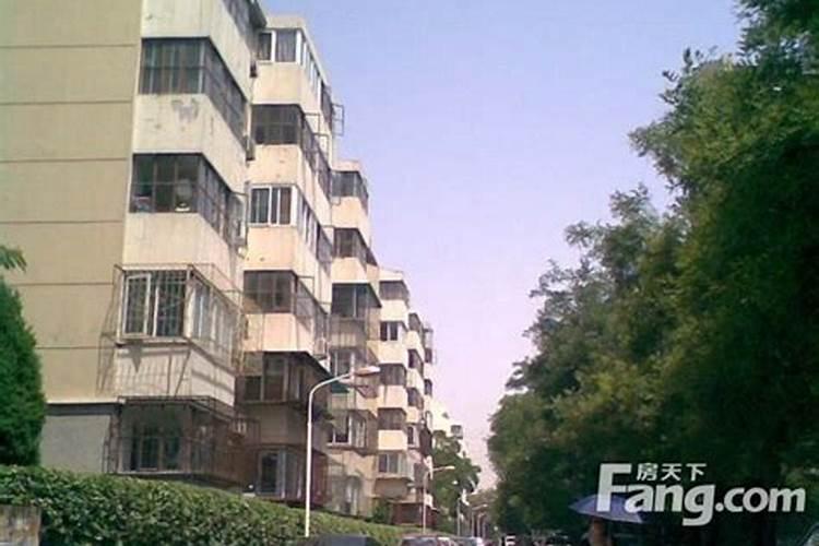 为什么有些人不愿意住在陵园周边？