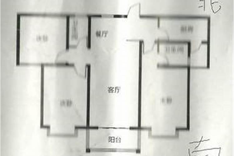 中间户靠东还是靠西好