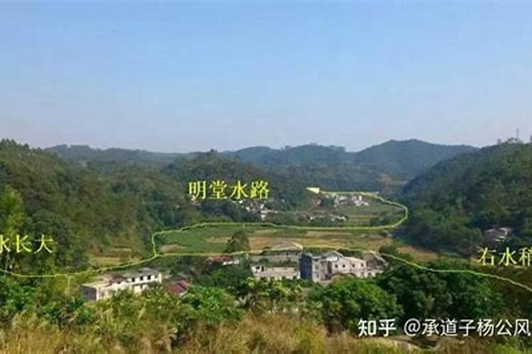 张三丰真实修为到底是什么级别,比肩达摩还是和五绝伯仲之间？