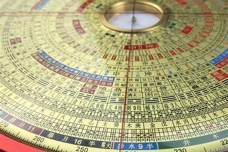 酒柜装修效果图 收藏美酒又划分空间