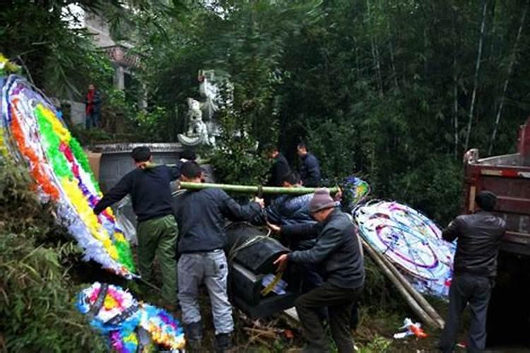 论民间丧葬习俗之“棺上加棺” 抬死人棺材风俗忌讳