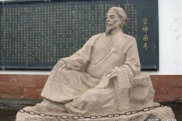 容易出轨的女人面相