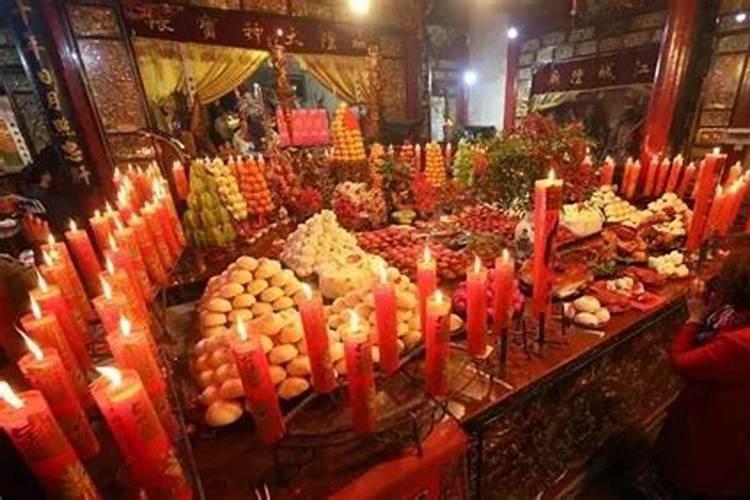 上下商铺两层的楼梯消防有什么要求
