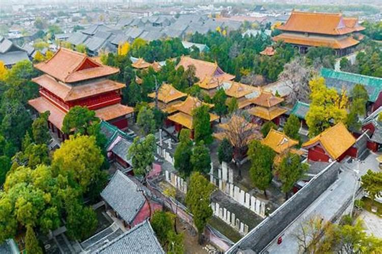 古代皇帝的陵墓是什么样的