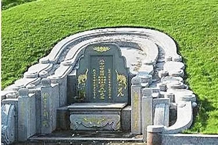 以前我们家风水顺当,现在我们大爷二爷四爷咋咋不顺当,是不是墓地被别人...