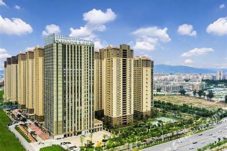 昆明金宝山墓地风水