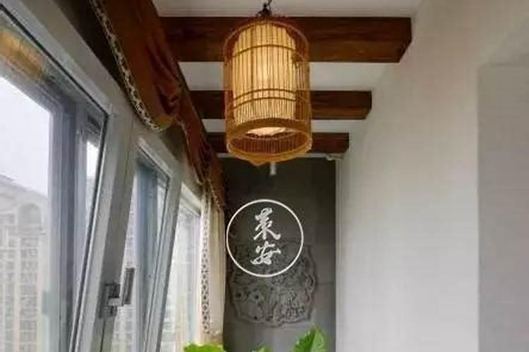鸟在家窗外做窝的风水 家里养鸟财运好不好
