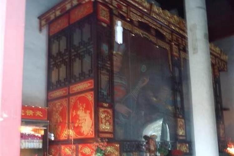 别墅门前种什么树风水好 别墅大门口种树有什么禁忌