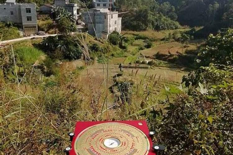 阴阳先生看墓地风水多少钱？